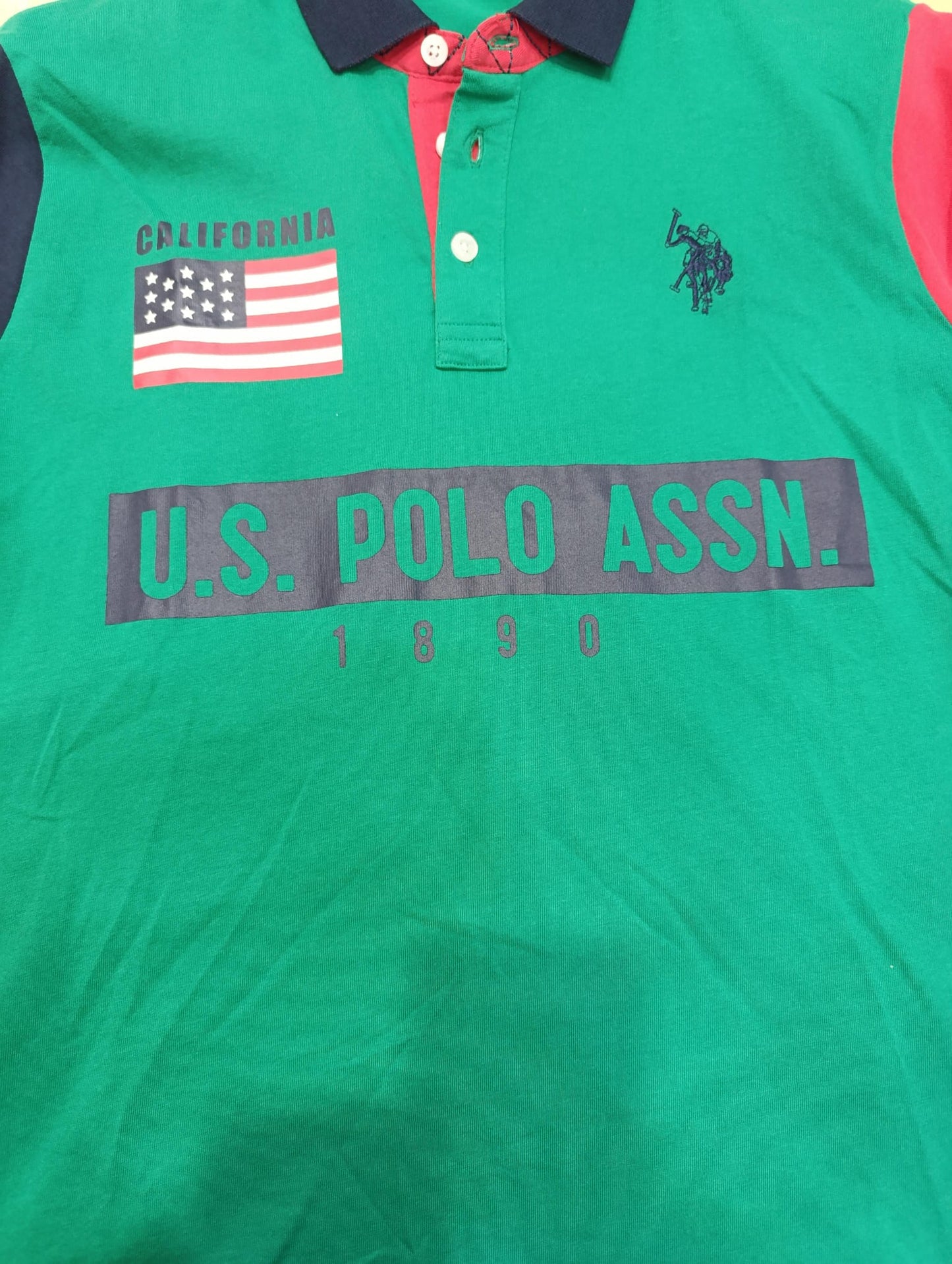 POLO U.S POLO ASSN  Maxi logo e bandiera  2 colori