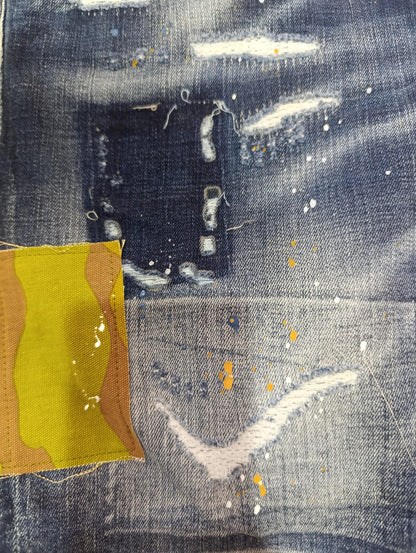 Pantaoncino di Jeans DSQUARED2 646 con toppa verde