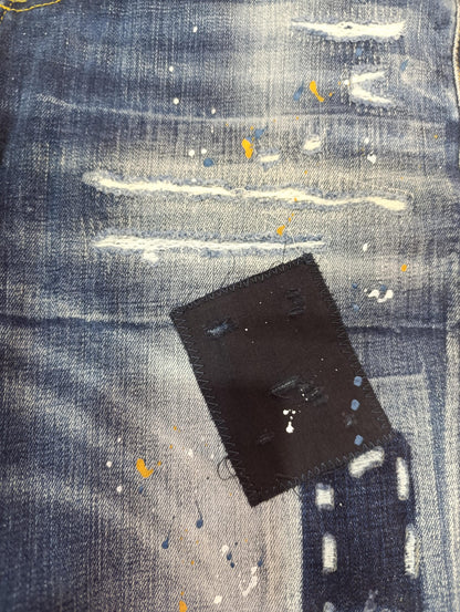 Pantaoncino di Jeans DSQUARED2 646 con toppa verde