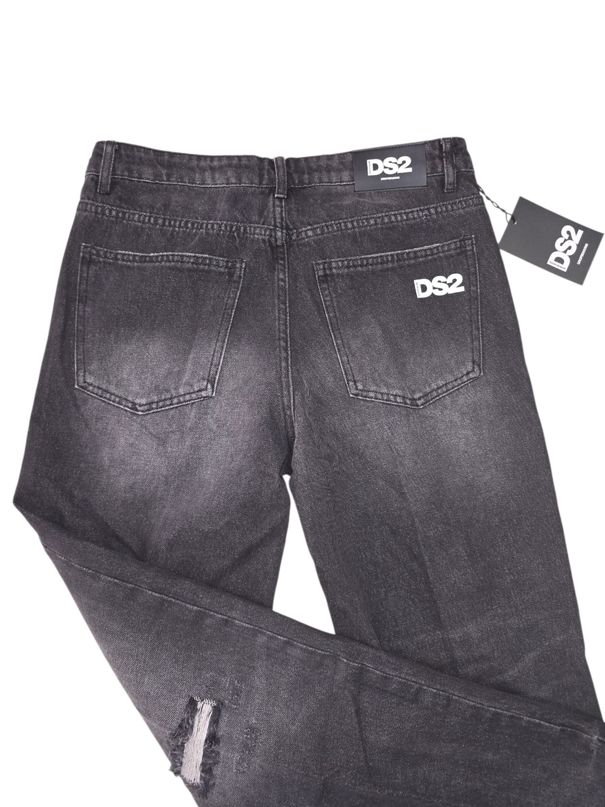 Jeans DROPSEASON2 strappati logo dietro la tasca
